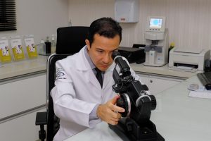 Médico oftalmo Dr Daniel Marras